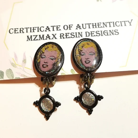 MARILYN  MONROE  MzMax Resin Designs Beautiful Clip on Earrings - Picture 7 of 7
